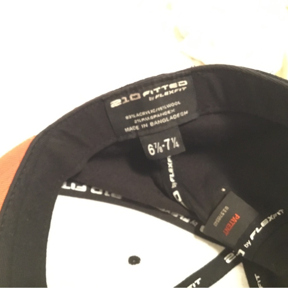 210 Fitted by Flexfit Baseball cap sz 6 7/8 -7 1/4. - Picture 4 of 5